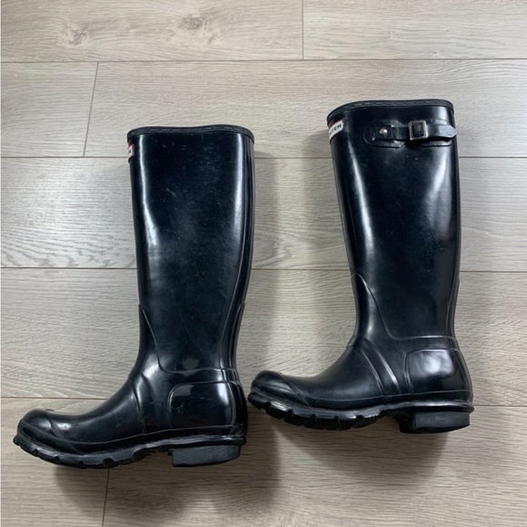 Hunter Black Original Tall Gloss Rain Boots - Picture 4 of 13